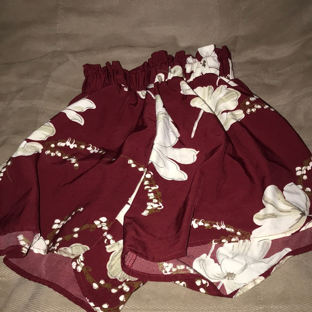 Flowy floral shorts